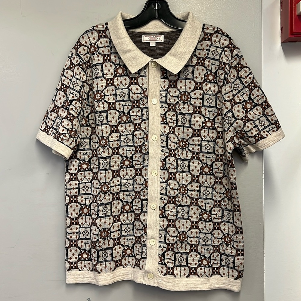 Wallace and Barnes printed knit button front polo shirt.